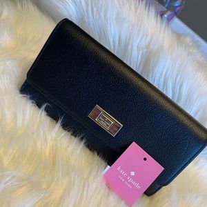 KATE SPADE ♠️ WALLET